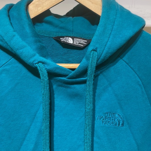 The North Facs Hoodie - Picture 3 of 6